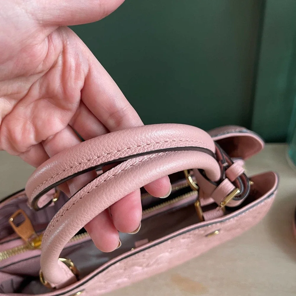 ❌SOLD❌ Louis Vuitton Montaigne BB Empreinte Leather Rose Poudre Crossbody Bag - Picture 5 of 17